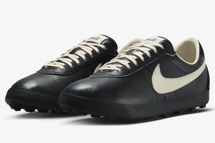 「NIKE × BODE ASTRO GRABBER “BLCK AND COCONUT MILK”」2万1230円／ナイキ　※以下、画像はすべてナイキ公式サイトから