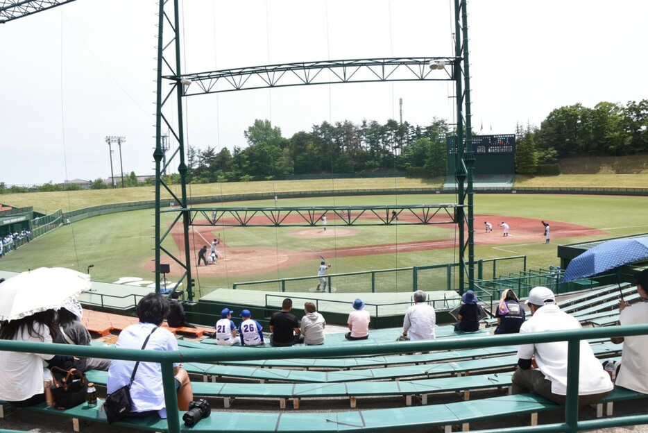 仙台六大学野球リーグ戦が開催されている東北福祉大学野球場