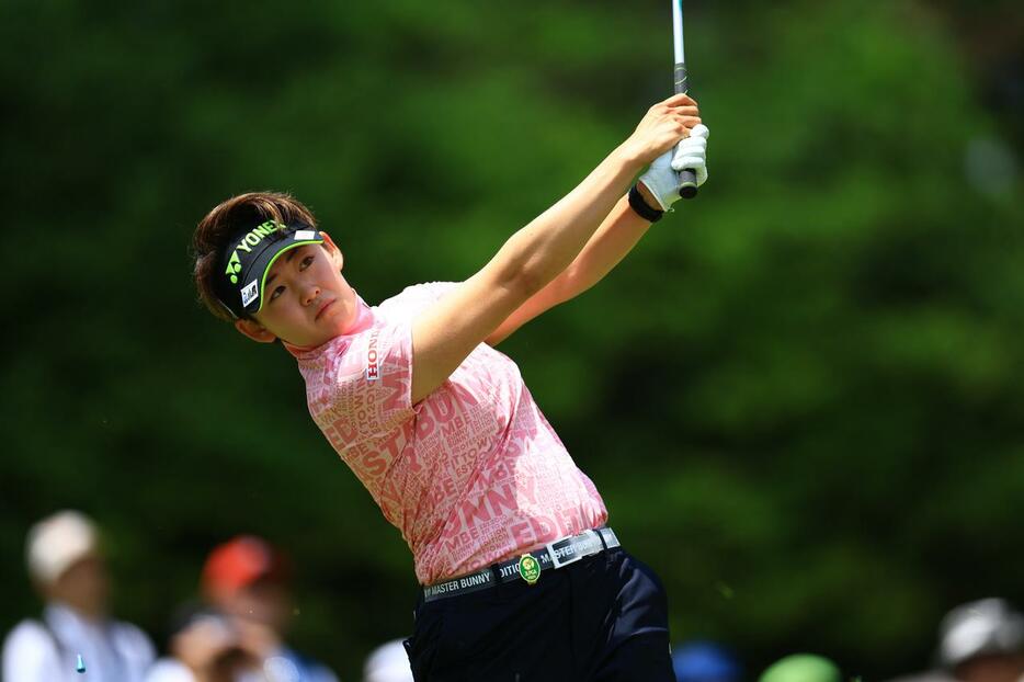 「リゾートトラスト レディス」で今季初優勝を飾った岩井明愛（写真/大澤進二）