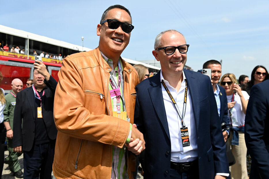 タイのセター・タウィーシン首相が、F1第7戦エミリア・ロマーニャGPが行われたイモラ・サーキットを訪問した