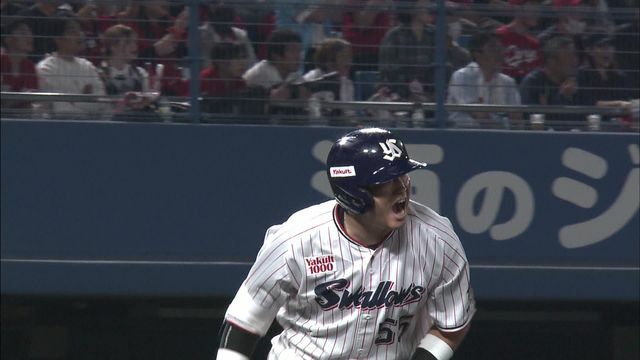 ホームラン後ほえる村上宗隆選手