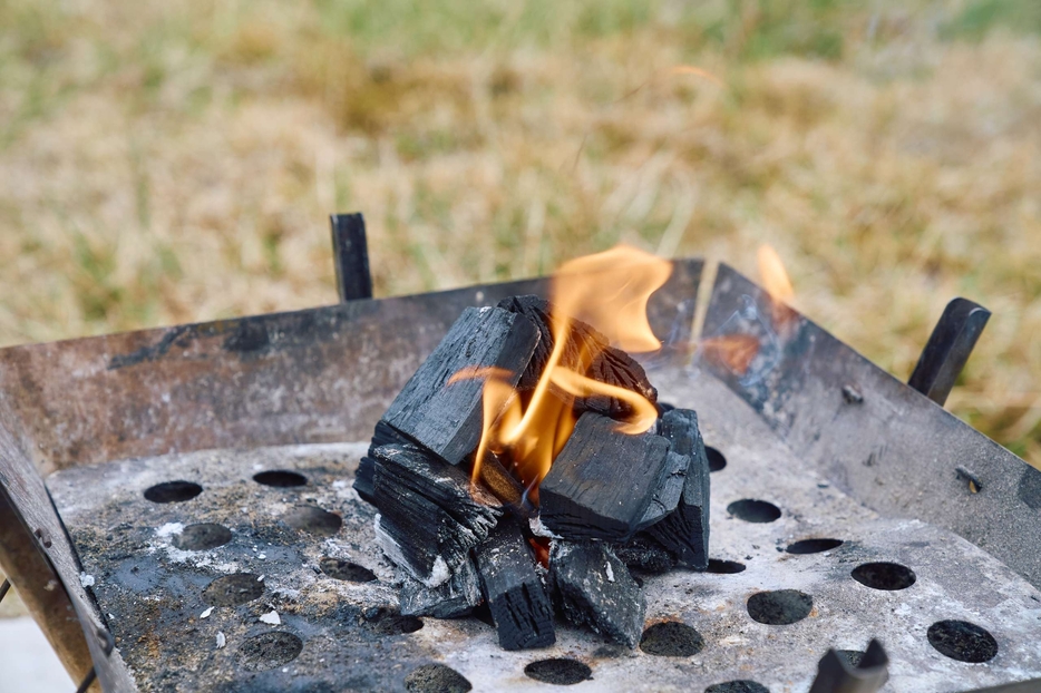誰でも簡単に炭に火を付ける方法を教えます！