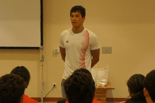 2012年のロンドン五輪で競泳日本代表チームの主将を務めた松田。事前に五輪経験者の談話をチーム内で共有するなど、個人だけでなくチームとして結果を残すことにこだわった