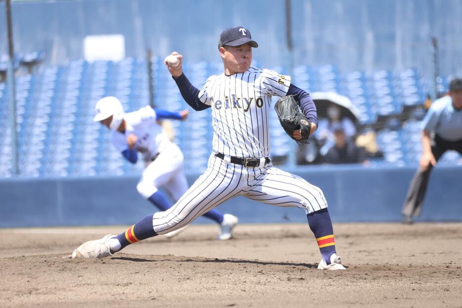 先発した小野 寛人投手（3年）