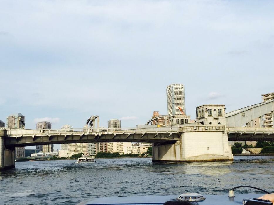 2007年に、先の清洲橋・永代橋とともに国の重要文化財に指定された勝鬨橋