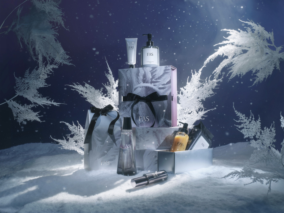 2025年クリスマスコフレ】ファス：定番アイテムから新作まで揃え