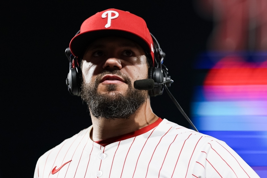 祝大谷翔平MVP特価モーリス PA60 FBU 指の痛くないエレアコ音抜け抜群！ 投手・大谷翔平は「異次元の完成形へ」「苦戦ドジャースの新戦力
