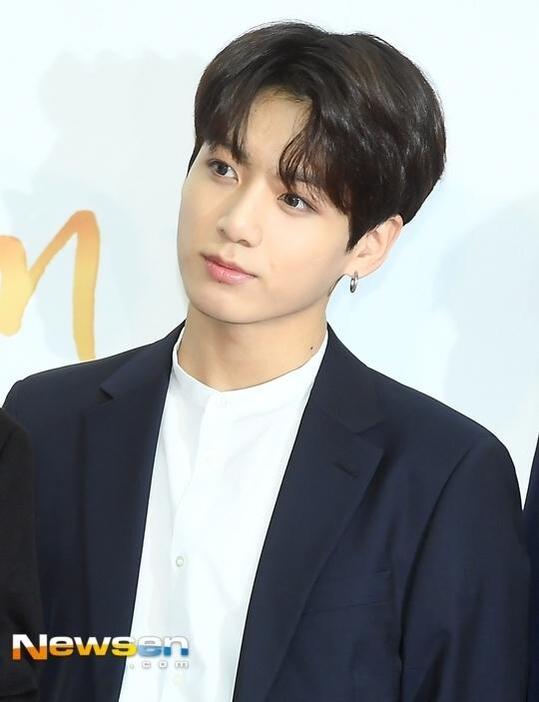 BTS ジョングク フェイクマネー完売しました^ ^ BTSジョングク、SUGAソロライブ感想に共感集まる「わかる