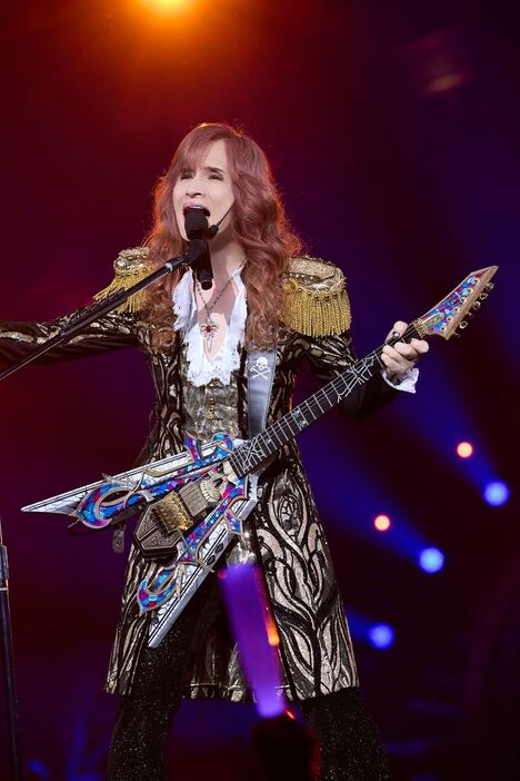 THE ALFEE・高見沢俊彦「長年ずっとやってきたバンドだと誇りを