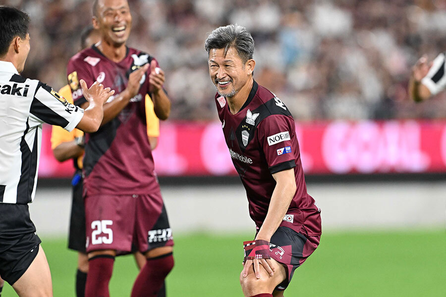 三浦知良、神戸OB戦で58歳初ゴール PK決めてカズダンス披露…1万