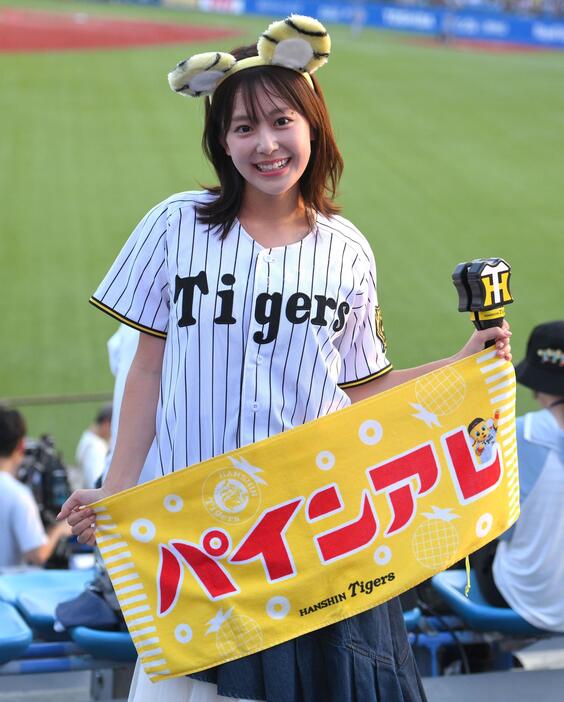 阪神　号外 楽天市場】阪神タイガース #121 鈴木勇斗 缶バッジ（背番号