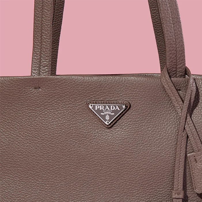 大幅お値下げ中❗️ PRADA バレッタ　ご希望額ありましたら教えてください 大幅お値下げ中❗️ PRADA バレッタ ご希望額ありましたら教えて
