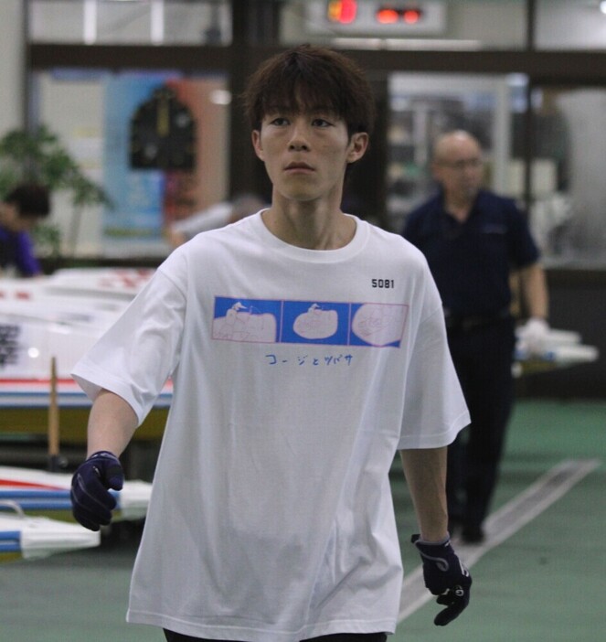 【中古】 それから １４歳太平洋単独横断/日刊スポーツＰＲＥＳＳ/高橋素晴 Amazon.co.jp: それから: 14歳太平洋単独横断 : 高橋 素晴: 本