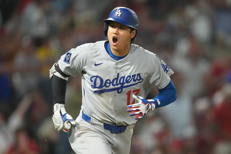 大谷翔平　ハイライトフォト　ファーターズ　惜別会見　③ 20250714_ohtani_km-2-560x373.jpg