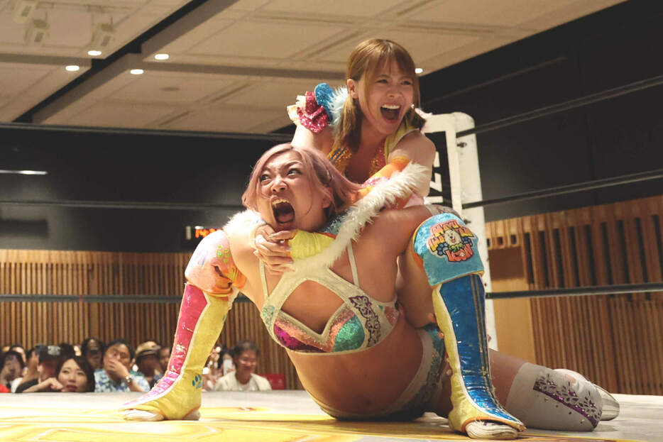 女子プロレス　マリーゴールド　非売品　Sシート特典　後藤智香　Tシャツ Amazon.co.jp: 会場限定！マリーゴールド後藤智香ポートレート