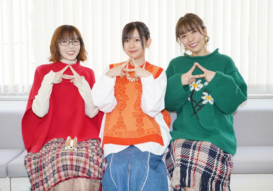 「ゆるキャン△」に出演する（左から）原紗友里さん、高橋李依さん、豊崎愛生さん