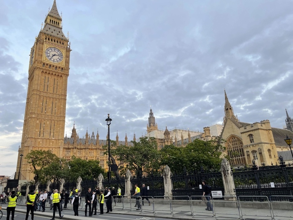 英議会議事堂の大時計（愛称ビッグベン）＝2022年、ロンドン