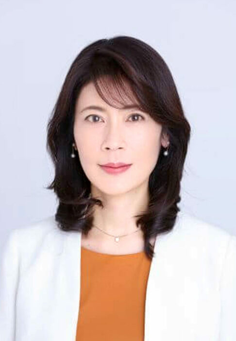 岩田明子氏