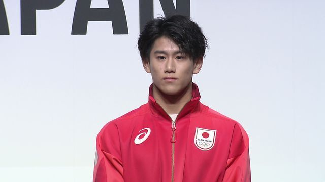 パリ五輪のTEAMJAPANオフィシ ャルスポーツウェアを着用した橋本大輝選手