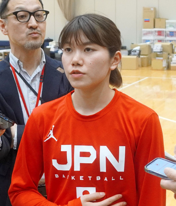 バスケットボール3人制の日本代表候補合宿で取材に応じる高田静＝23日、東京都内