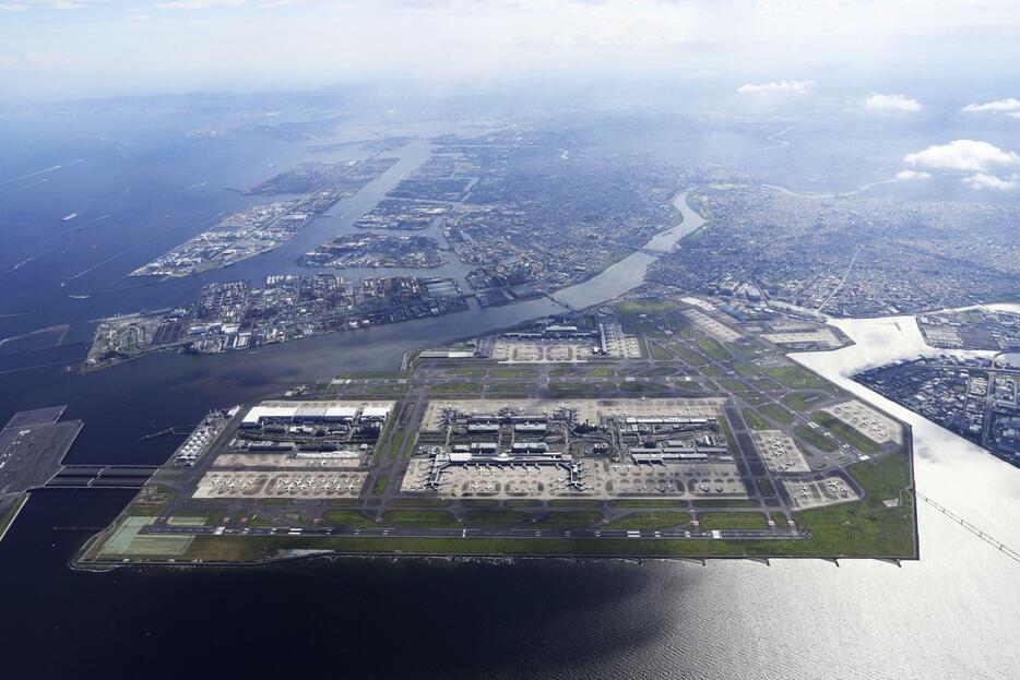 羽田空港＝2021年