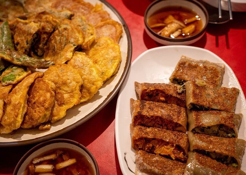映えない。でもメチャ美味い！ 韓国の地元民が溺愛する「チヂミ」の名店を特別公開
