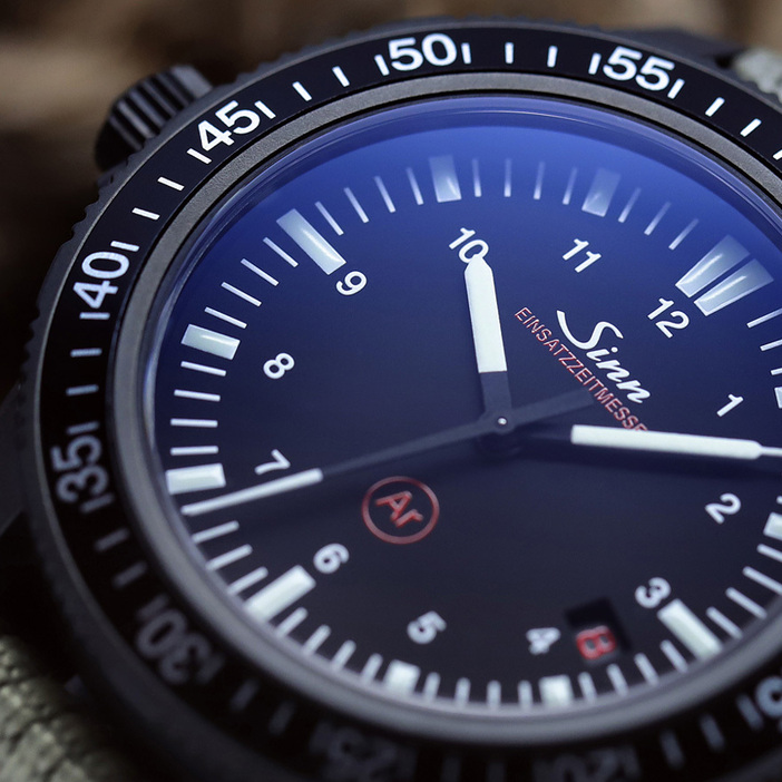 欧州潜水機器規格準拠、潜水深度500m耐水・耐圧性能ダイバーズ