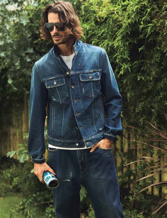 ドルチェ&ガッバーナDOLCE&GABBANA セットアップ　上下　希少　レア ドルチェ＆ガッバーナ〉、大人の余裕漂う 贅沢セットアップ