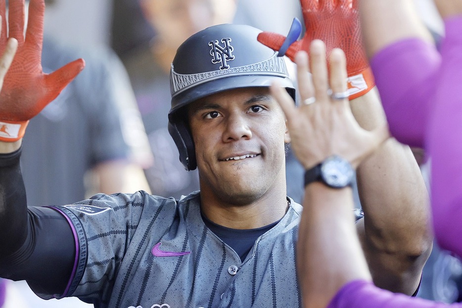 バリー・ボンズ （MLB史上最高の選手の一人）フィギュア HR756号記念 マクファーレントイズ MLB バリー・ボンズ 756号記念限定