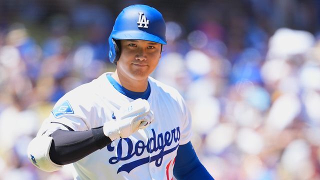 【24時間以内/匿名配送】デサント 二刀流 大谷翔平モデル セットアップ L 大谷翔平選手の二刀流としての”3つの史上初”達成を記念！ 数々の