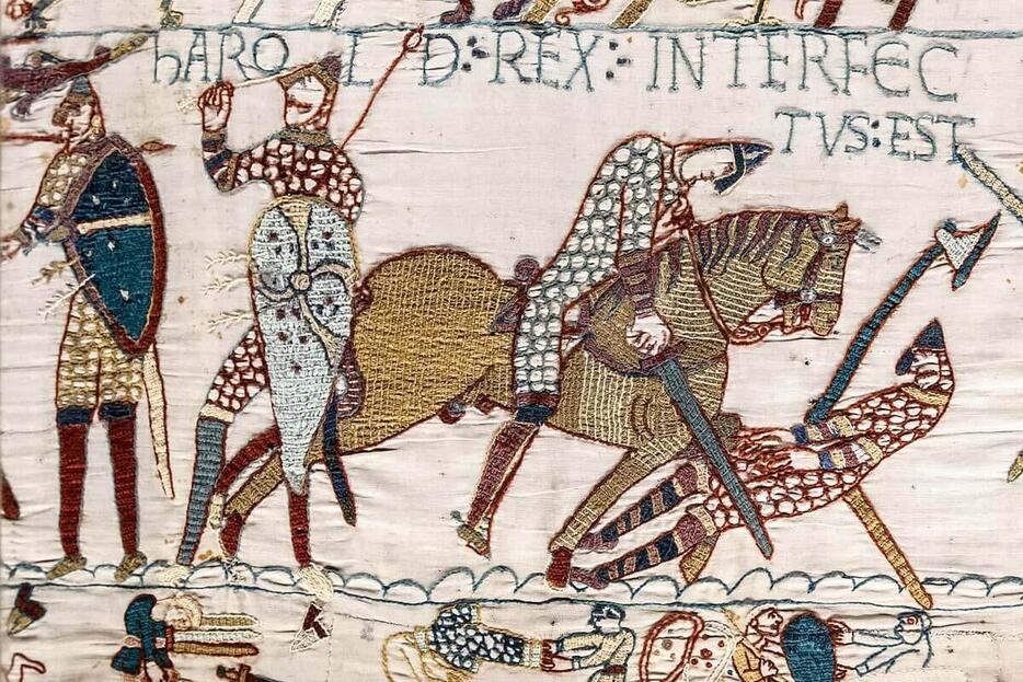 英仏の歴史を象徴する至宝」11世紀の絵刺繍がほぼ千年ぶりに英国