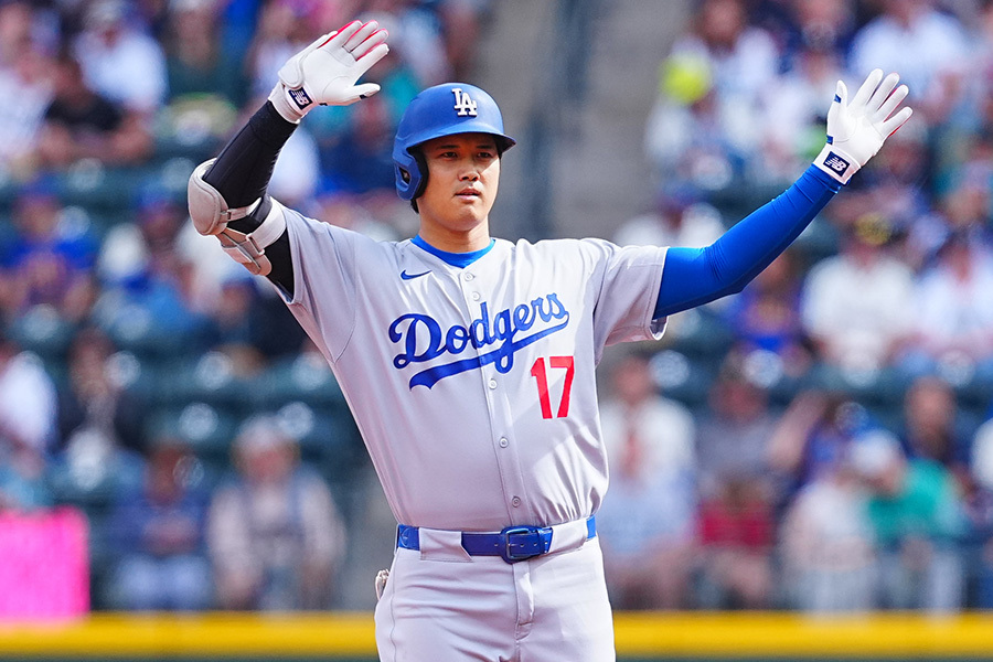 大谷翔平☆3枚セット☆2014〜16年☆3年間の記録⭐︎リアル二刀流 大谷翔平☆3枚セット☆2014〜16年☆3年間の記録