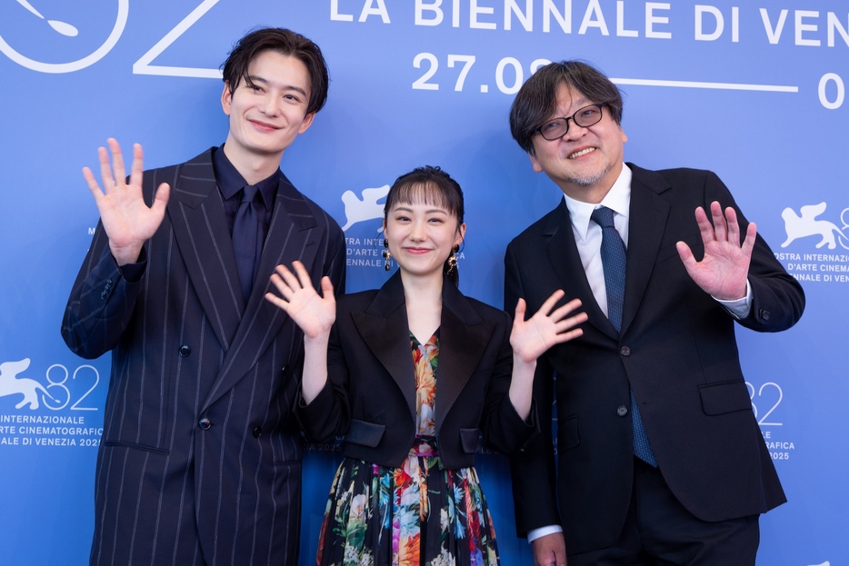 細田守、芦田愛菜、岡田将生、ベネチア国際映画祭に登場