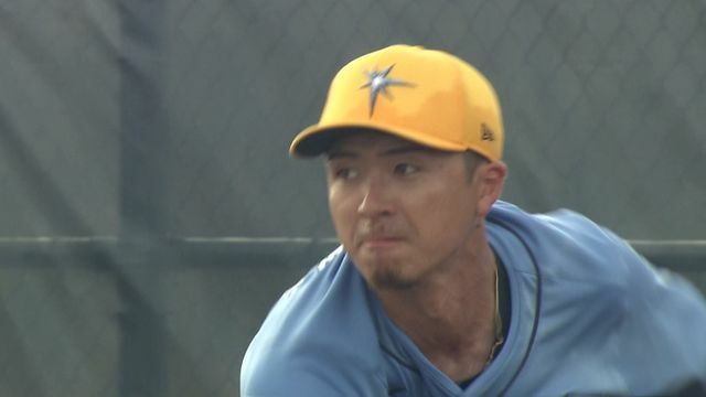 ブルペンで30球投げ込んだ上沢直之投手