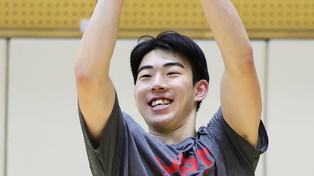 チーム最年少18歳の川島悠翔選手（写真:日刊スポーツ/アフロ）