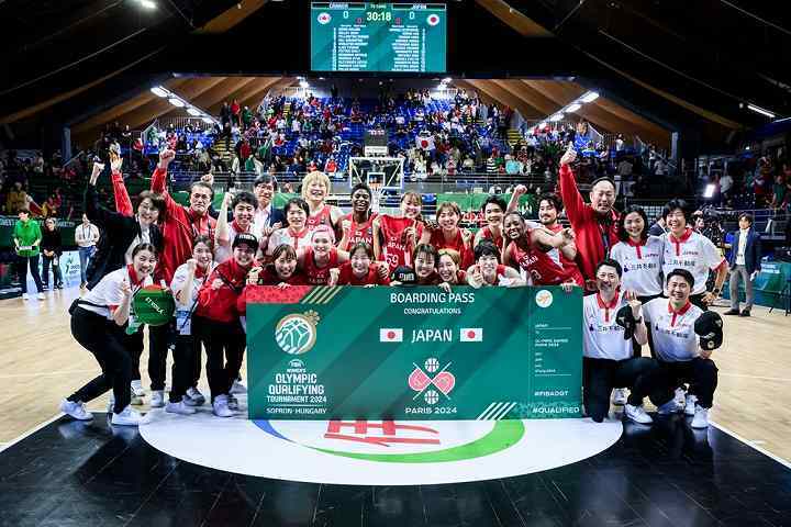 日本が３大会連続の五輪出場を決めた。(C) FIBA