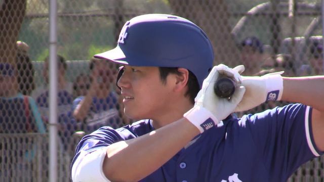 打撃練習を行う大谷翔平選手