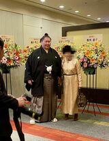 異例の断髪式は、墨田区のホテル宴会場で行われた