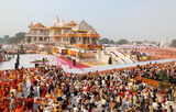 ラーマ寺院の落成式典全景［2024年1月22日、インド・ウッタルプラデシュ州アヨディヤ］　写真提供：インド報道情報局（PIB）