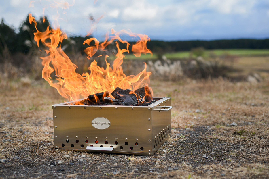 アグニスの二次燃焼ストーブ「焚き火台BoxM」