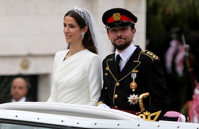 ヨルダンのアル・フセイン皇太子（右）、ラジワ・アル・フセイン王女（左）。(C)Getty Images