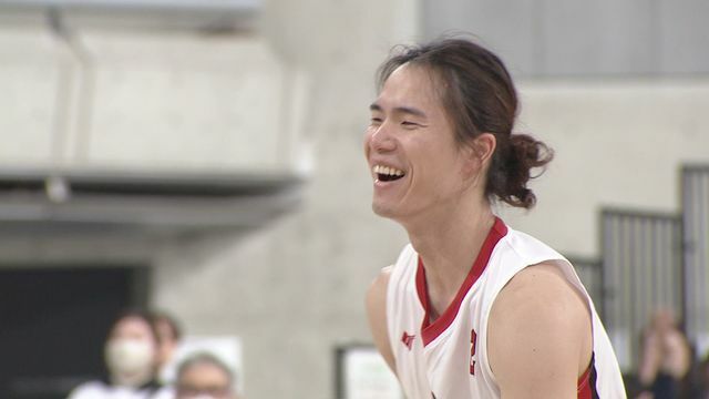 神奈川VANGUARDSの優勝を喜ぶ鳥海連志選手