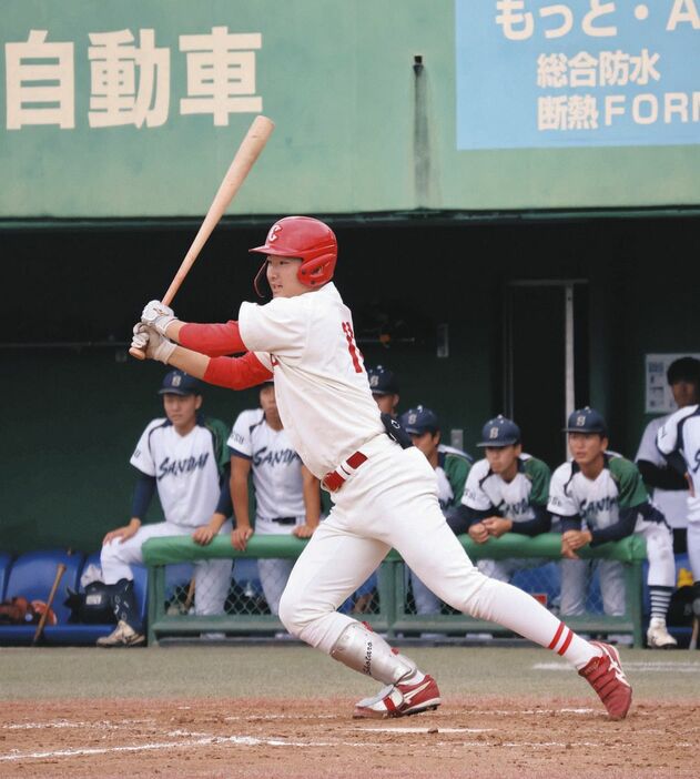 静岡産大との決勝で４安打３打点１本塁打の活躍をみせた森翔太郎内野手