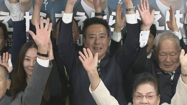 前原誠司氏（維新・前）27日午後8時半ごろ