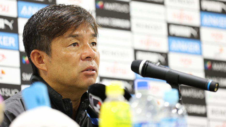 今季限りで退任を発表した川崎Fの鬼木達監督(C)J.LEAGUE