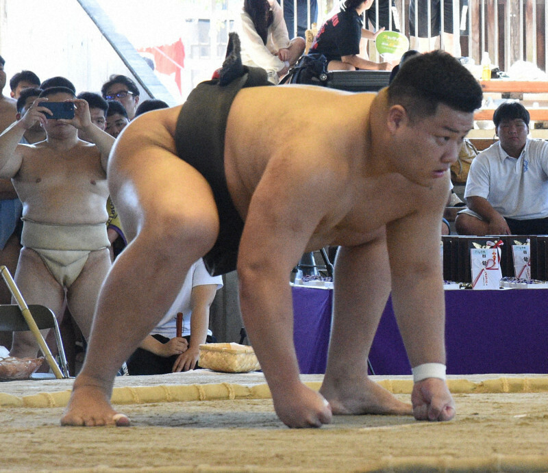 日大の花岡真生選手＝堺市の大浜公園相撲場で2024年9月14日午後2時34分、高橋将平撮影