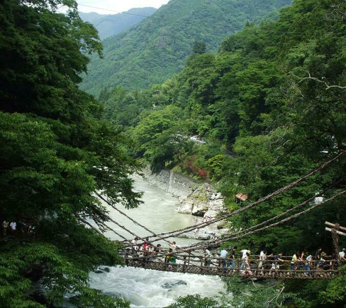 日本三大秘境のひとつ、祖谷の風景（撮影：芹川ヨーコ）