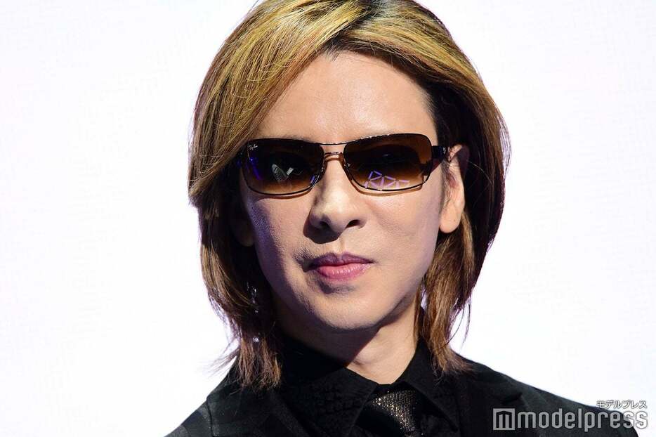 YOSHIKI