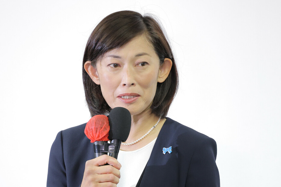 落選が確実となり、敗戦の弁を述べる自民党の丸川珠代氏＝２７日午後、東京都港区