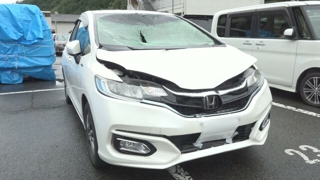 事故を起こした車　真庭警察署